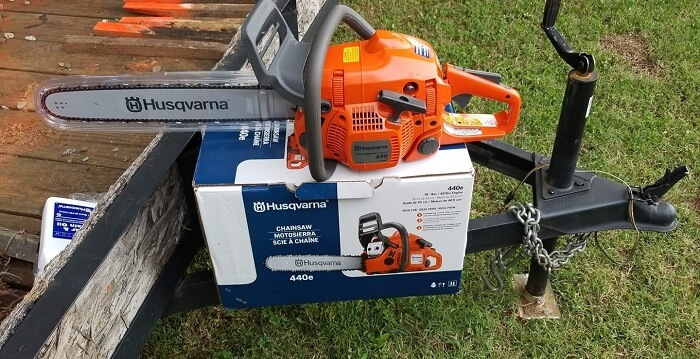 Husqvarna 16 Inch 440e II Gas Chainsaw